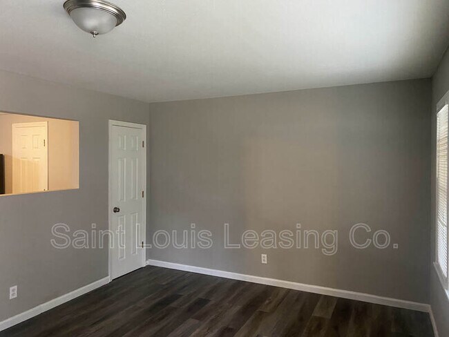Foto del edificio - 6613 Dunwold Dr