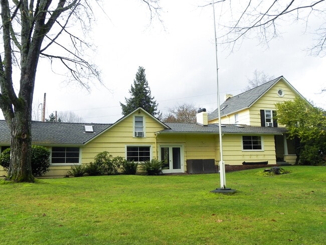 Building Photo - 1 Diamond S Ranch