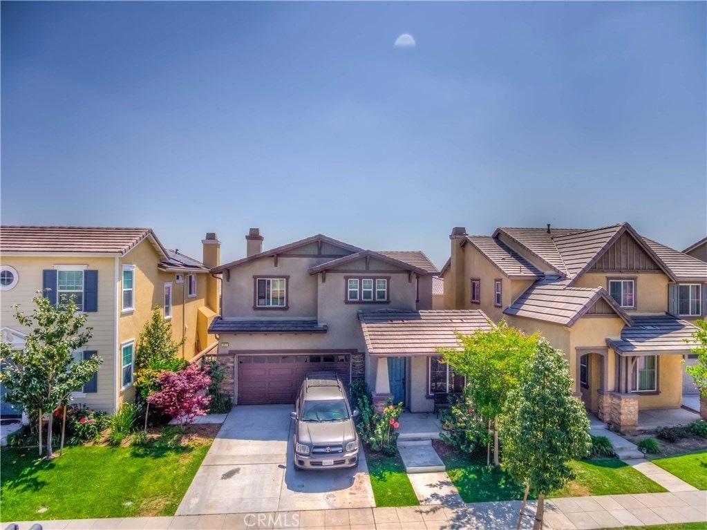 Primary Photo - 662 E Gardenia Dr