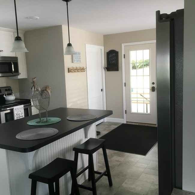 Building Photo - 345 Barbara St