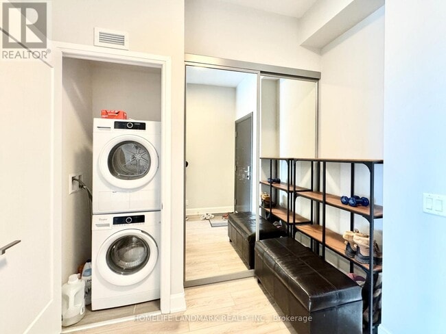 Photo du bâtiment - 38 Water Walk Dr