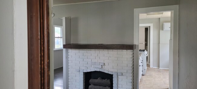Building Photo - 3828 Torrance Dr