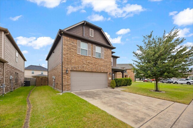 Foto del edificio - 15015 Hope Hills Ln