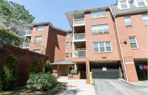 Exterior - 1142 N Jamestown Rd