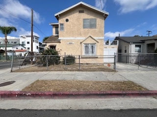 Primary Photo - 1659 S Rimpau Blvd