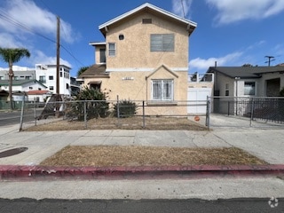 Building Photo - 1659 S Rimpau Blvd