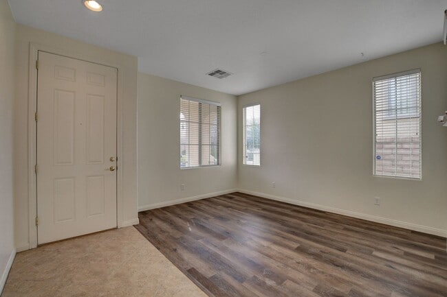 Building Photo - 3 Bedroom Home in Summerlin West COMING SOON!
