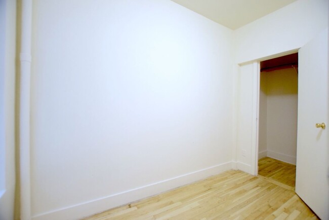 Foto del edificio - 112 E 116th St