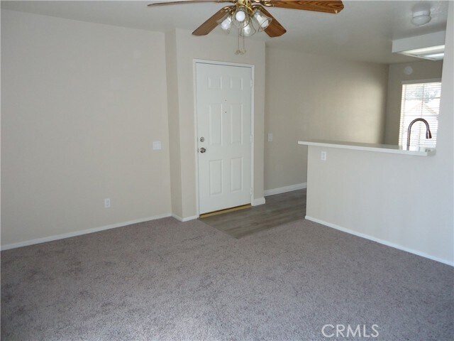 Foto del edificio - 1365 Crafton Ave