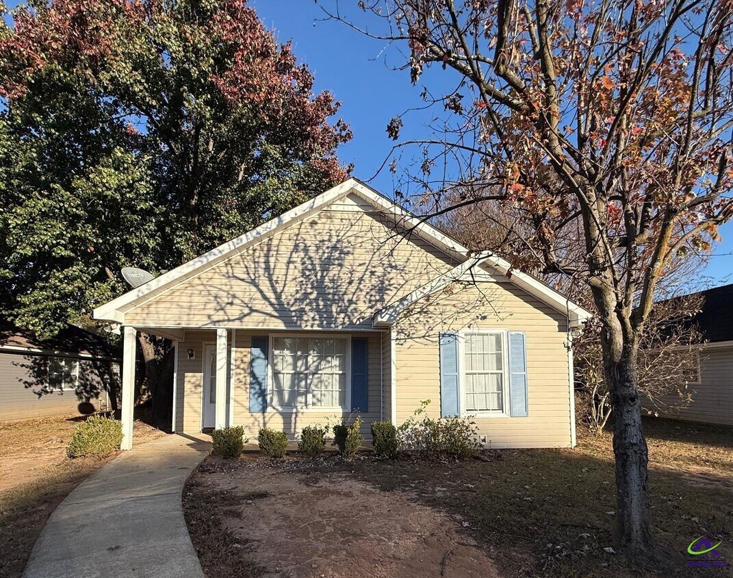 Foto principal - 126 Kensington Cir