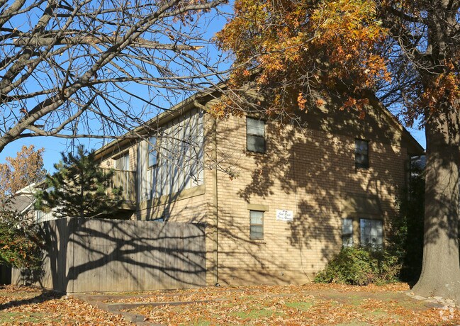 Foto del edificio - Oak Park Town Homes