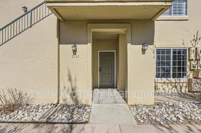 Building Photo - 8681 E Dry Creek Rd