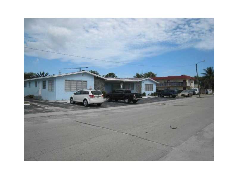 Building Photo - 2319 Madison St