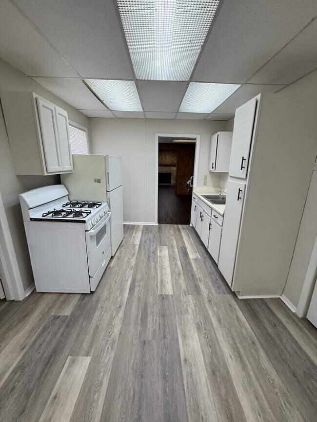 Foto del edificio - 118 4th Ave NW