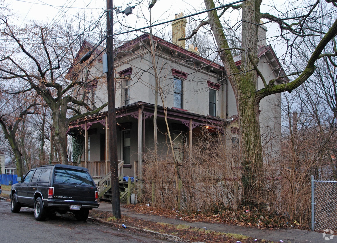 Building Photo - 241 Gilman Ave