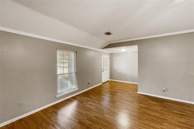 Building Photo - 7706 Park Falls Dr
