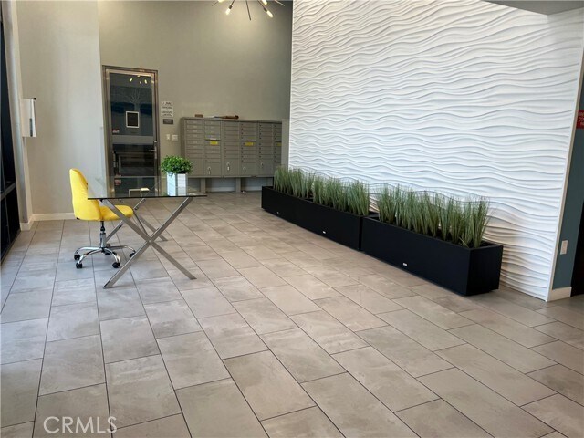 Foto del edificio - 419 N Chandler Ave