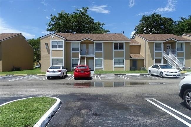 Building Photo - 2234 SW 81st Ave