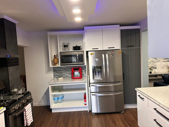 Foto del edificio - 676 Hampden St