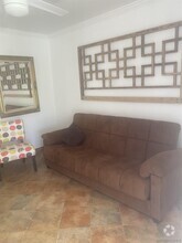 Building Photo - 2215 Mira Sol Dr