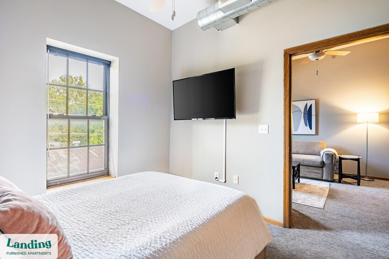 Foto principal - 200 Seneca St