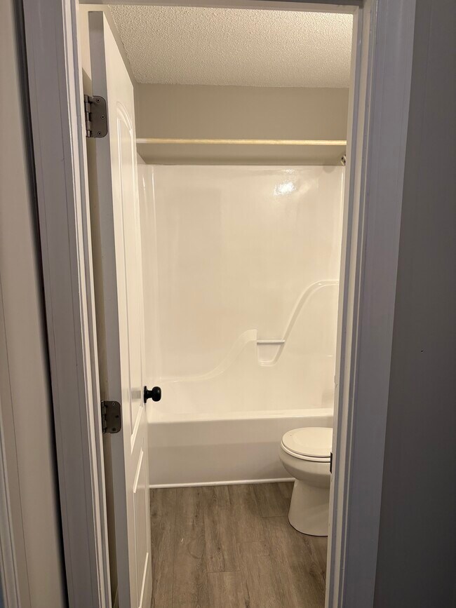 Foto del edificio - 204 Galilean Rd