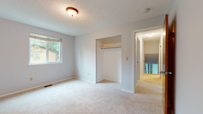 Building Photo - 3008 S Mobile Way