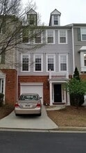 Building Photo - 3423 Lathenview Ct