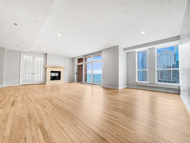 Building Photo - 415 E North Water St