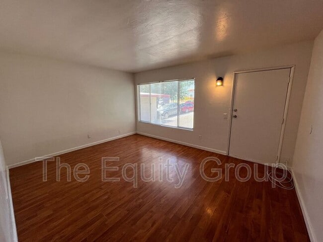 Building Photo - 407 W Westfield Ave