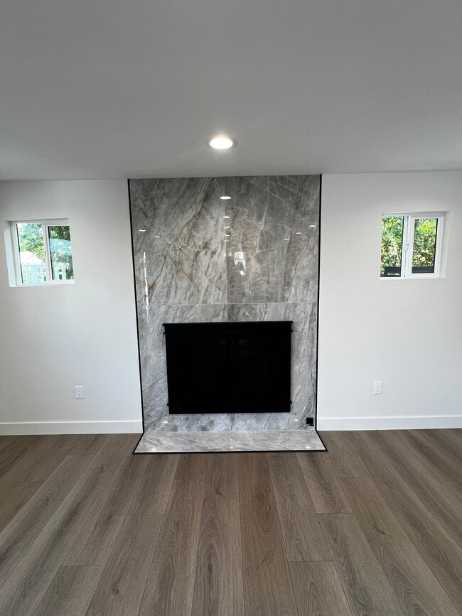 Foto del edificio - 14939 Tuba St