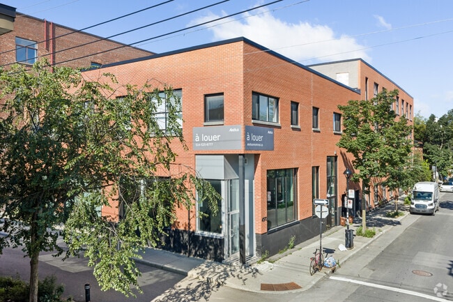 Building Photo - Marie Anne Lofts