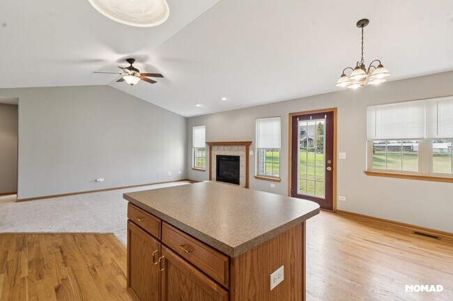 Building Photo - Charming 2BR House in Momence