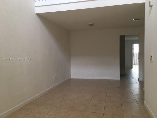 Foto del edificio - 7540 NW 114th Pl