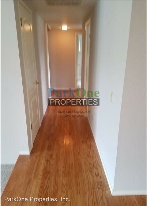 Building Photo - 3255 McKean Dr