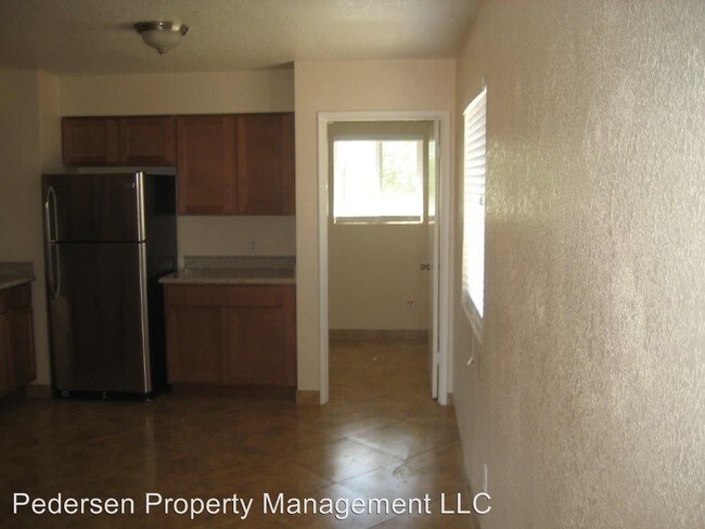 Building Photo - 88 N Winchester Rd