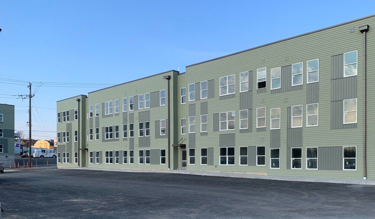 Thatcher Flats Apartments in Cincinnati, OH