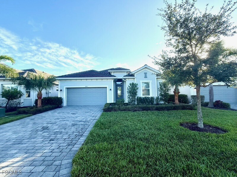 Foto principal - 15919 Leaning Pine Ln