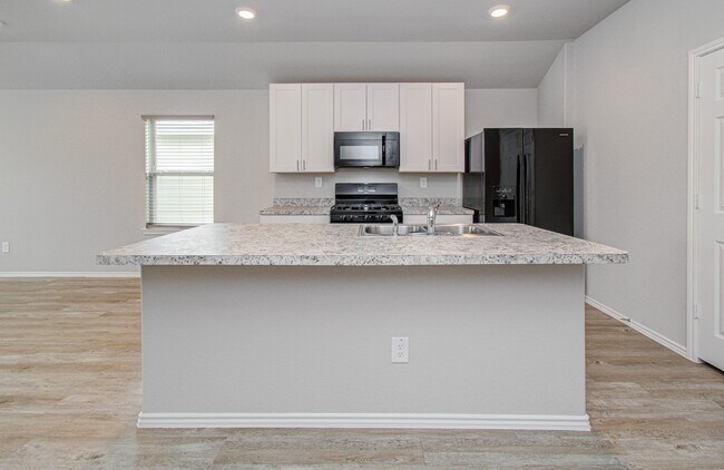 Building Photo - 2030 Brixham Bluff Ln