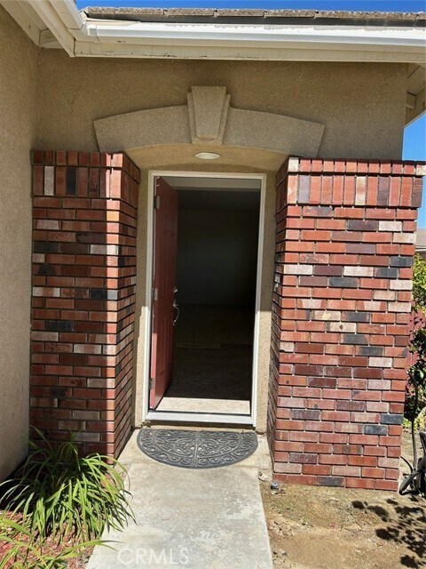 Foto del edificio - 35921 Camelot Cir