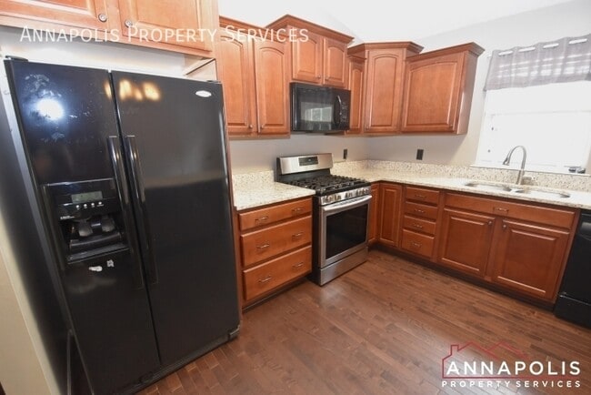 Building Photo - 860 snow valley lane