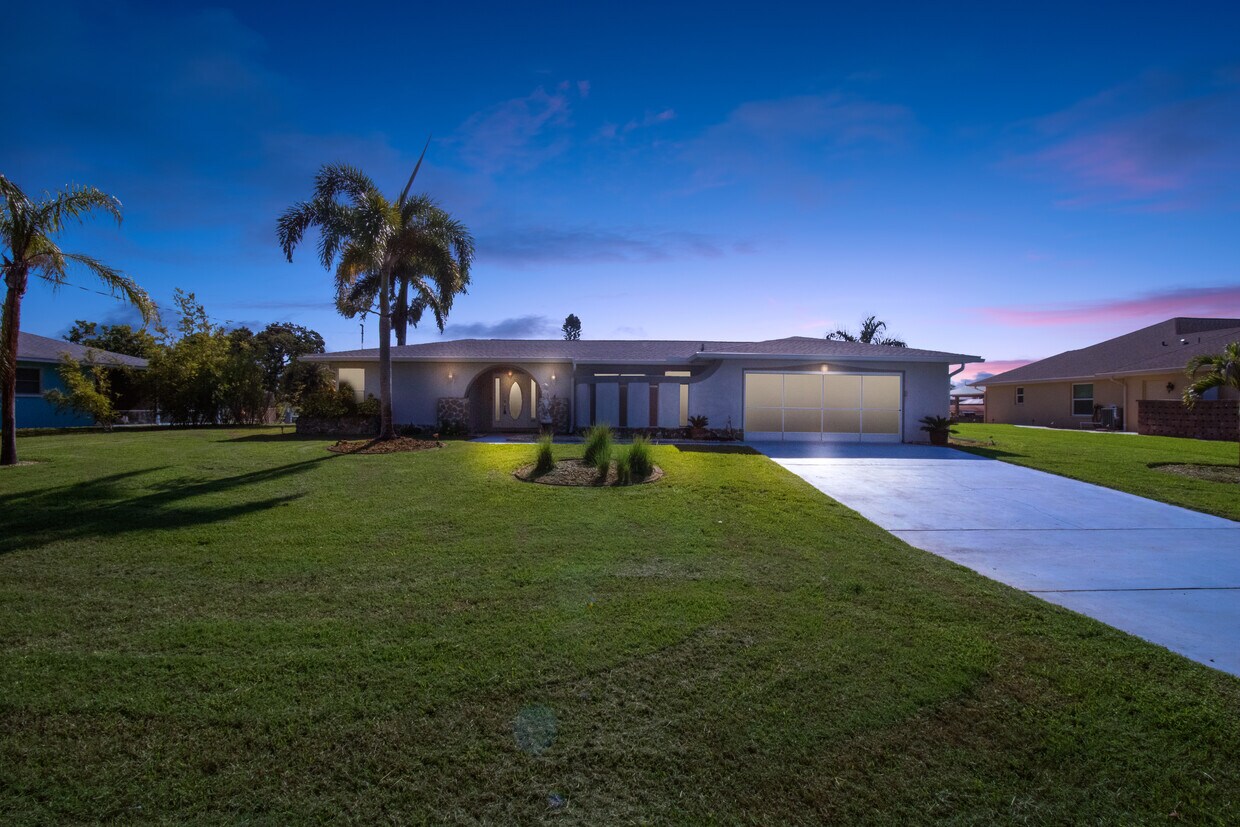 Primary Photo - 4274 Gillot Blvd