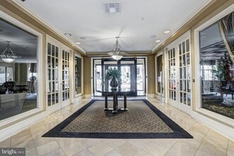 Building Photo - 1111 25th St NW