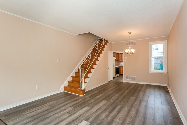 Foto del edificio - 3227 Chatham St