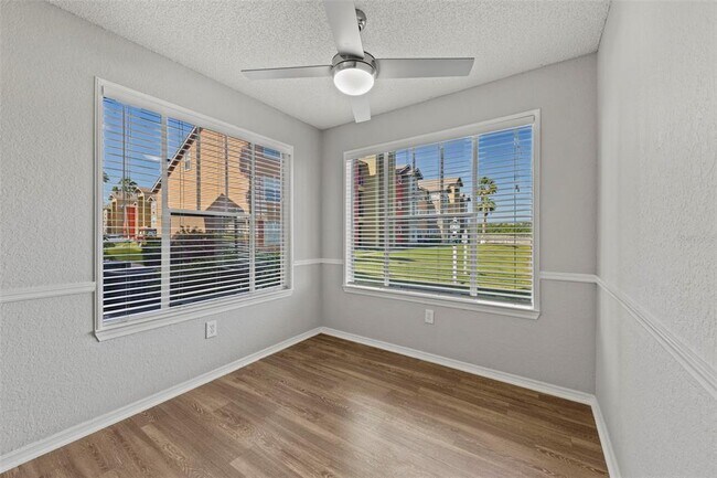 Building Photo - 2212 Grand Cayman Ct