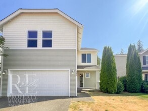 Building Photo - 2290 SW Siskin Cir