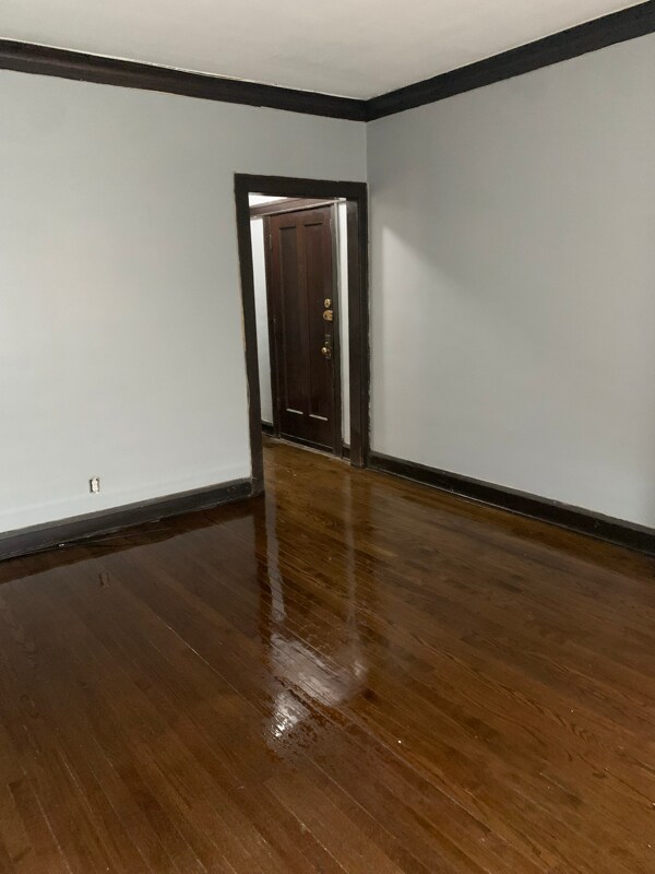 Foto del edificio - 8433 S Green St