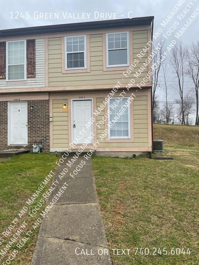Building Photo - 1245 Green Valley Dr