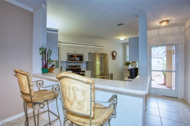Building Photo - 8365 Excalibur Cir