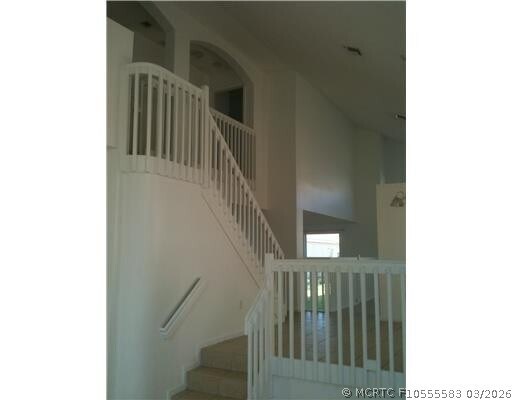 Foto del edificio - 9829 Scribner Ln